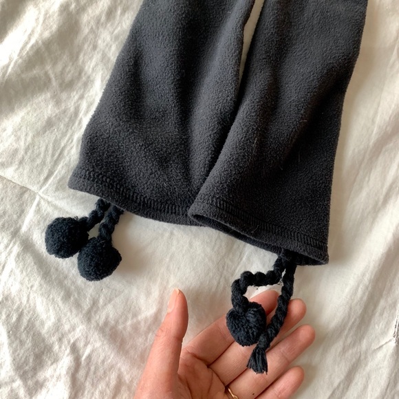 SOLD! Lululemon Gloves - Picture 3 of 4